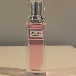 Miss Dior Rose n Roses Roller Ball